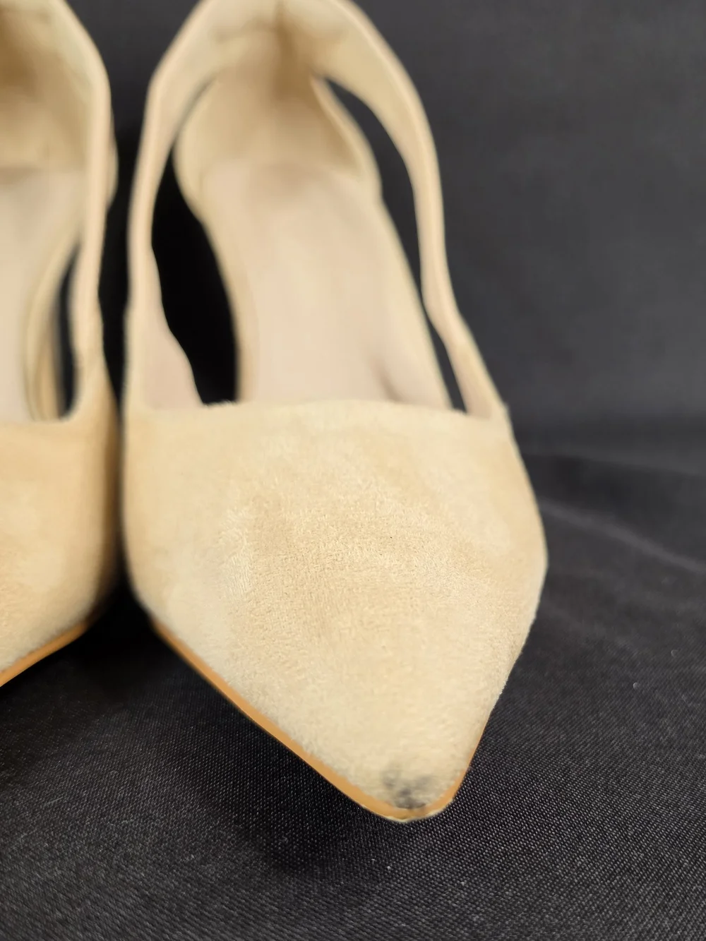 ZBY Beige Pointed Toe D'Orsay Pumps Suede Patent Mix Size 9.5 Nude Heels